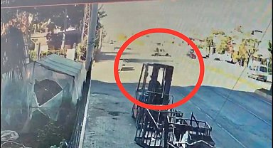 Mersin'de 4 kişinin öldüğü feci kaza anı görüntülere yansıdı