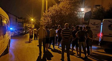 Mersin'de bir kadın yatak odasında boğazından bıçaklanarak öldürülmüş halde bulundu