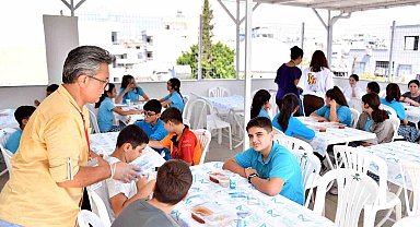 Mersin'de kurs merkezi öğrencilerinin yemekleri belediyeden