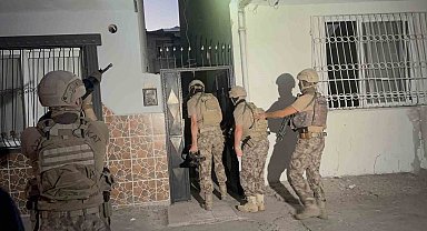 Mersin'de terör örgütlerine operasyon: 4 gözaltı kararı