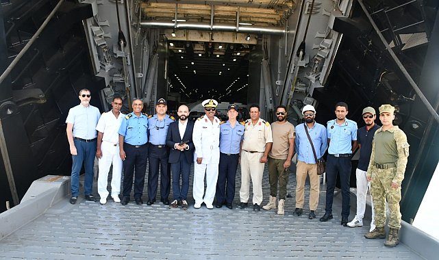 MSB: "TGC Sancaktar ve TGC Bayraktar gemilerimizin ulaştırdığı yardım malzemeleri Libyalı yetkililere teslim edildi"