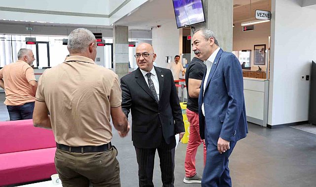 Murat Cahit Cıngı : "Şehrimizin geleceği e-ticaret ve ihracatta"