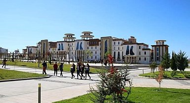 NEVÜ'den öğrencilere yönelik 'Kariyer Merkezi Öğrenci Destek Ofisi' hizmeti
