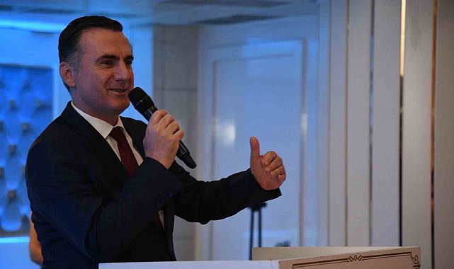 Pursaklar Belediye Başkanı Çetin'den Kaymakam Yıldız'a veda yemeği