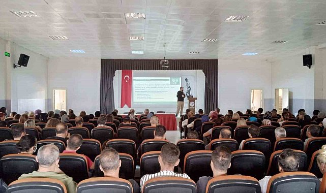 "En İyi Narkotik Polis Anne" projesi kapsamında öğretmenlere eğitim verildi