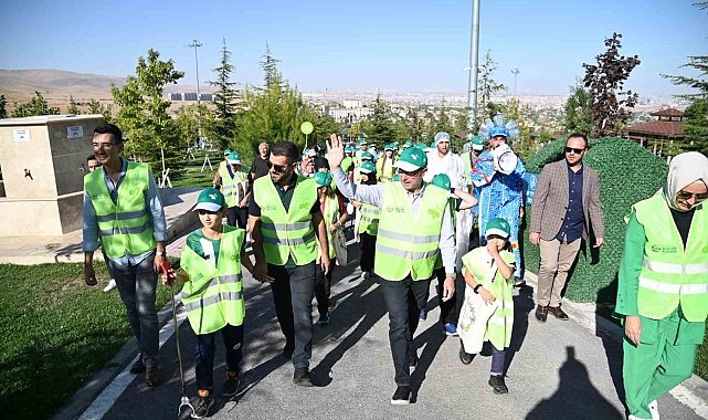 Selçuklu Seyir Tepesi, Dünya Temizlik Günü etkinliğine ev sahipliği yaptı