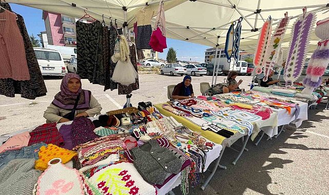 Sincan'da "Hanımlar El Emeği Pazarı" ilgi görüyor
