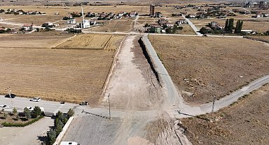 Sorgun Belediyesi'nde yol çalışmaları hız kesmeden sürüyor