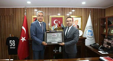 STSO Başkanı Özdemir: "Ekonomik gelişmeyi, Sivas'ın tüm ilçeleriyle sağlamayı hedefliyoruz"