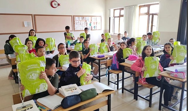 Uçhisar Belediyesi'nden öğrencilere kırtasiye desteği
