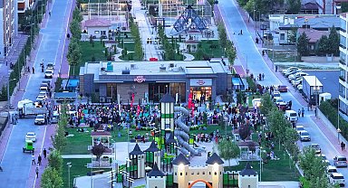 Ulubatlıhasan Parkı ve Ulubatlıhasan Kafe Karatay açıldı