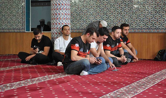 Vefat eden motosiklet sürücüleri için Mevlid-i Şerif okutuldu