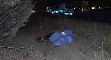 Virajı alamayan motosiklet şarampole devrildi: 1 ölü