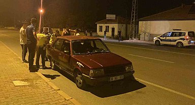 Yayaya çarpan sürücü otomobili bırakıp kaçtı: 1 ölü