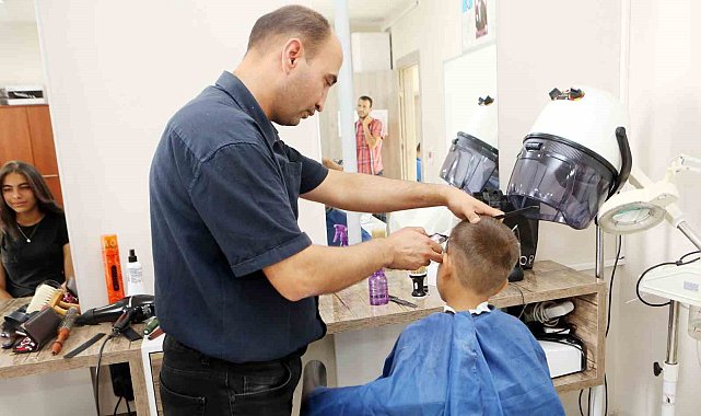 Yenimahalle Belediyesinden öğrencilere okul öncesi saç bakımı