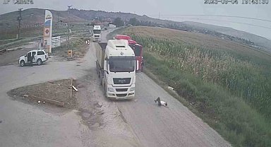 Yolun karşısına geçmeye çalışan çocuğa tır çarptı