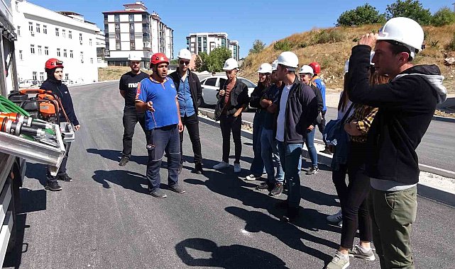 Yozgat'ta kamu kurumlarında afet farkındalık eğitimi veriliyor