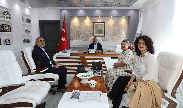 Zile Mahallesi'ndeki kerpiç evler 'Kerpiç Sempozyumunda' tanıtılacak