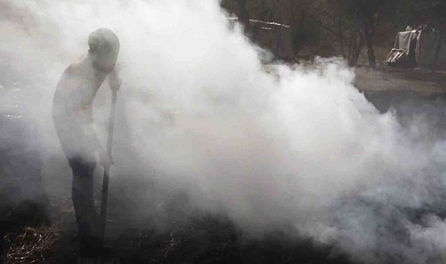 Zor şartlar altında mangal kömürü üretiyorlar: Tonu 14 bin lira
