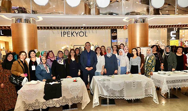 'El Emeği Göz Nuru Sergisi'nde el emeği ürünler sergileniyor