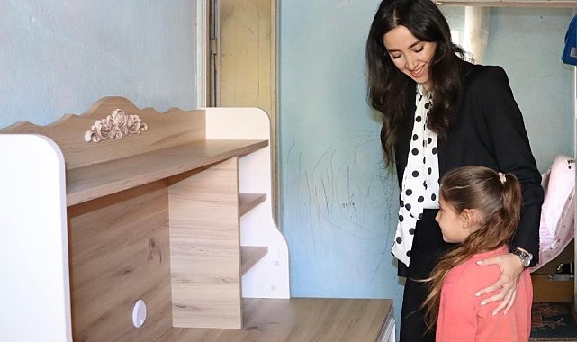 'Her Ev Bir Okul' Projesinde ilk masalar öğrencilere verildi