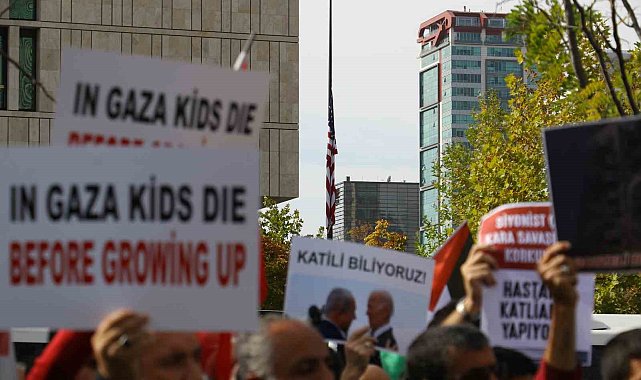 ABD, Ankara Büyükelçiliği önünde protesto edildi