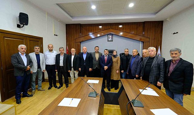 Akdağmadeni'nde belediye meclisi üyelerinden Filistin halkına destek İsrail'e kınama