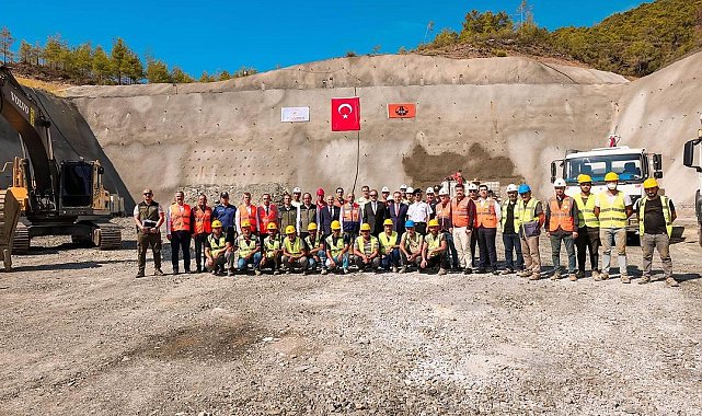 Akdeniz Sahil Yolu projesi hızla sürüyor