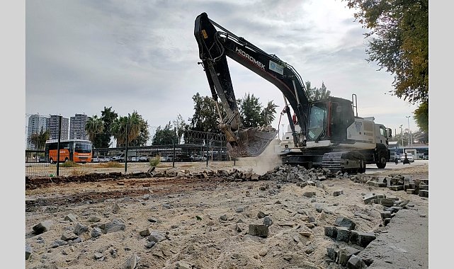 Akdeniz'de sokak ve kaldırımlar yenilendi