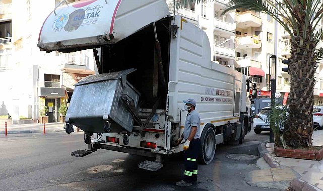 Akdeniz'de temizlik işlemleri aralıksız sürüyor