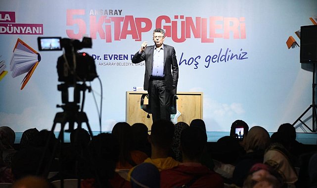 Aksaray'daki kitap günlerinde Alişan Kapaklıkaya söyleşisi
