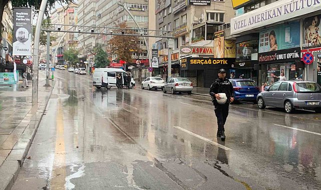Ankara'da unutulan şüpheli çanta kontrollü şekilde patlatıldı