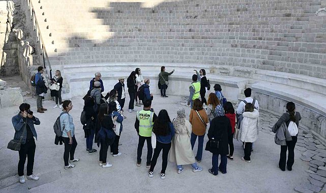 Antik Roma Tiyatrosu, akademik çalışmalara ev sahipliği yapıyor