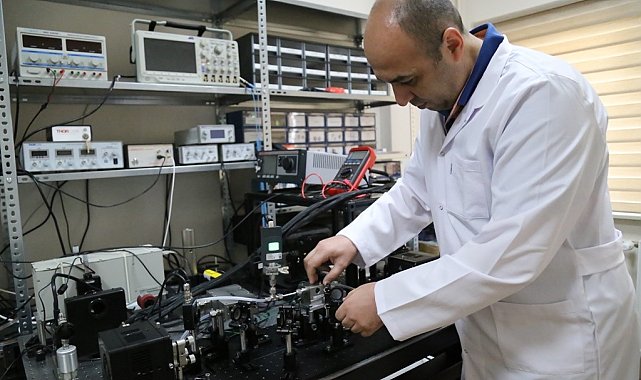 ASÜ'de iğnesiz şeker ölçümü için lazer tabanlı cihaz geliştirildi