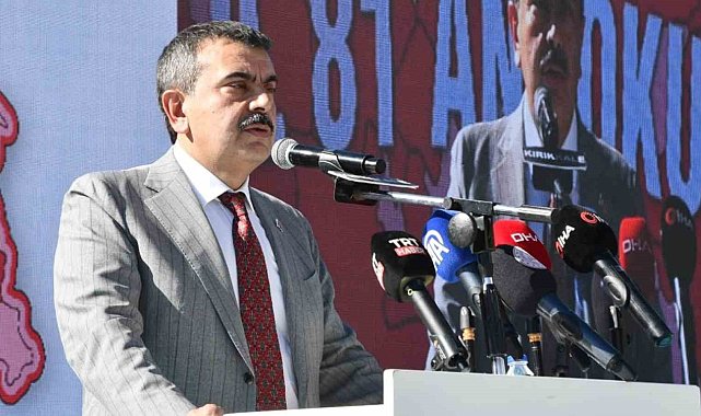 Bakan Tekin: "Türkiye, birçok dünya ülkesine örnek"