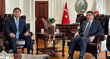 Bakan Tunç mevkidaşlarıyla ikili görüşme gerçekleştirdi