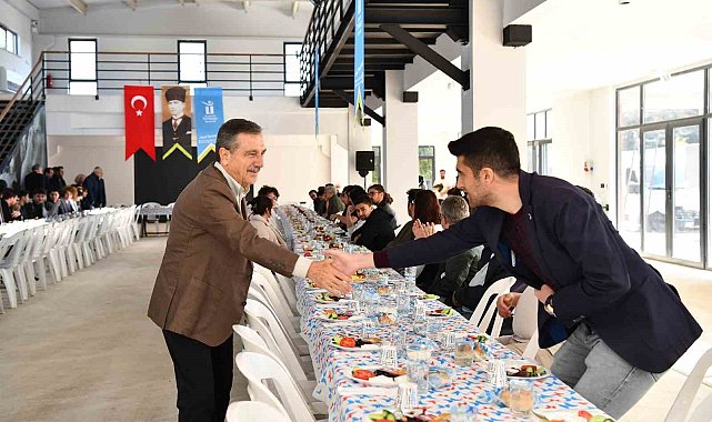 Başkan Ataç, ESOGÜ Uçak Mühendisliği Bölümü öğrencileri ile bir araya geldi