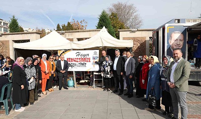 Başkan Büyükkılıç, depremzede çocuklar için düzenlenen panayırı ziyaret etti