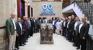 Başkan Özdemir: "Muhtarlık müessesesi, yerel demokrasinin temel taşlarından biridir"