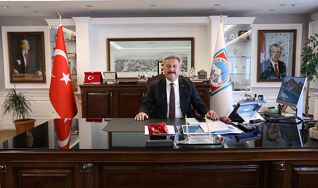 Başkan Palancıoğlu: "Muhtarlar mahallelerimizin gözü ve kulağıdır"