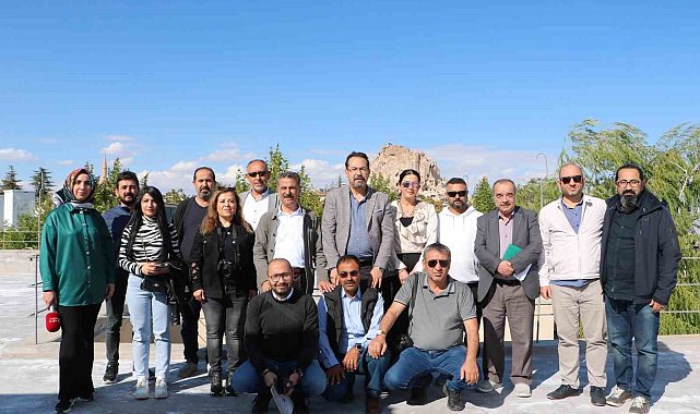 Başkan Süslü, yatırımları gazeteciler ili birlikte gezdi