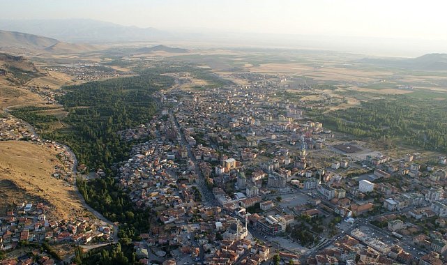 Büyükşehir, Develi'de kentsel dönüşüm projelerini yakından takip ediyor