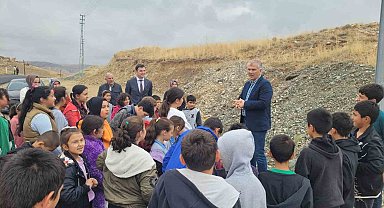 Büyükşehir, ilçeleri kent ormanlarıyla yeşillendiriyor