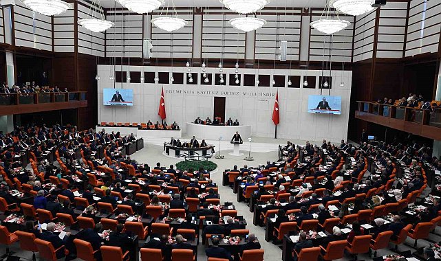 Cumhurbaşkanı Erdoğan: "Bu sabah emniyet birimlerimizin vakitli müdahalesi neticesinde 2 caninin etkisiz hale getirildiği eylem, terörün son çırpınışlarıdır"