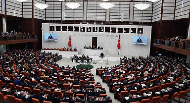 Cumhurbaşkanı Erdoğan: "Bu sabah emniyet birimlerimizin vakitli müdahalesi neticesinde 2 caninin etkisiz hale getirildiği eylem, terörün son çırpınışlarıdır"