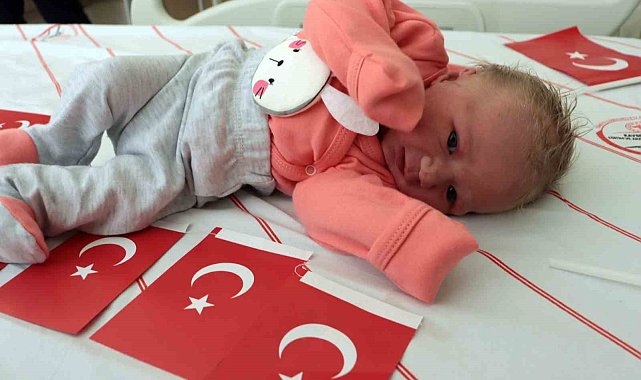 Cumhuriyet'in ikinci asrında gözünü dünyaya açtı