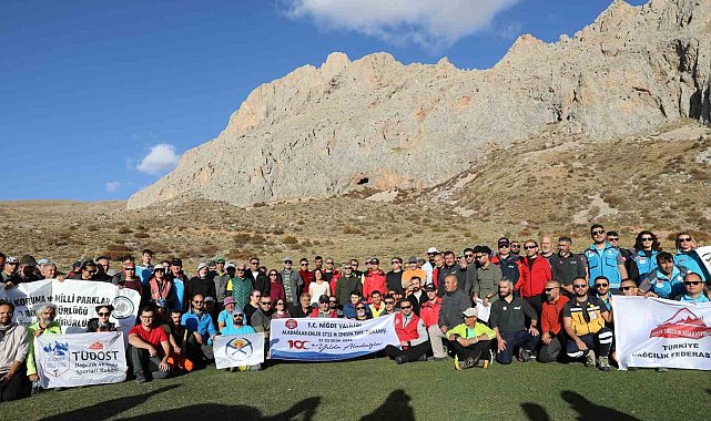 Cumhuriyetin 100. yılında zirve tırmanışı