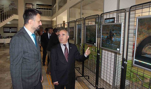 Dijital sanat ile geleneksel sanat tek tabloda birleşti