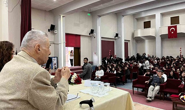 Emekli öğrenmenler Cumhuriyetin ilk yıllarını anlattı