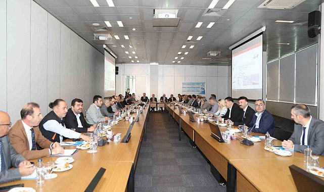 ERÜ tarafından Erciyes Anadolu Holding'de AR-GE İstişare Toplantısı düzenlendi